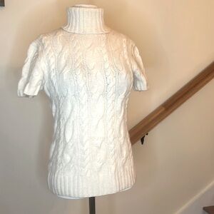 Cashmere cable knit sweater